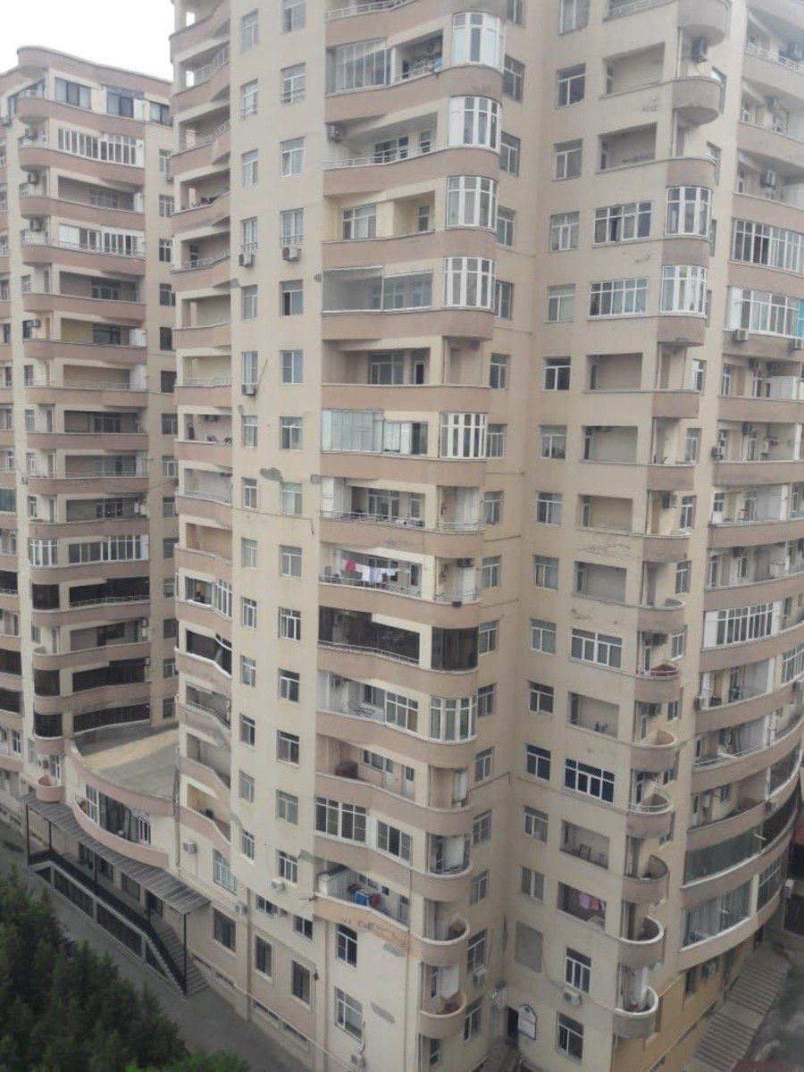 Satılır 4 otaqlı yeni tikili 180 m² — Mənzil, Bakı (10)