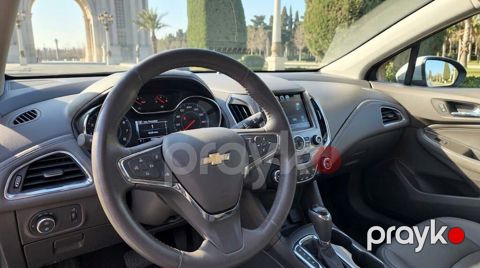 Chevrolet Cruze: 1.4 l 2016 il 215000 km Sedan — Gəncə