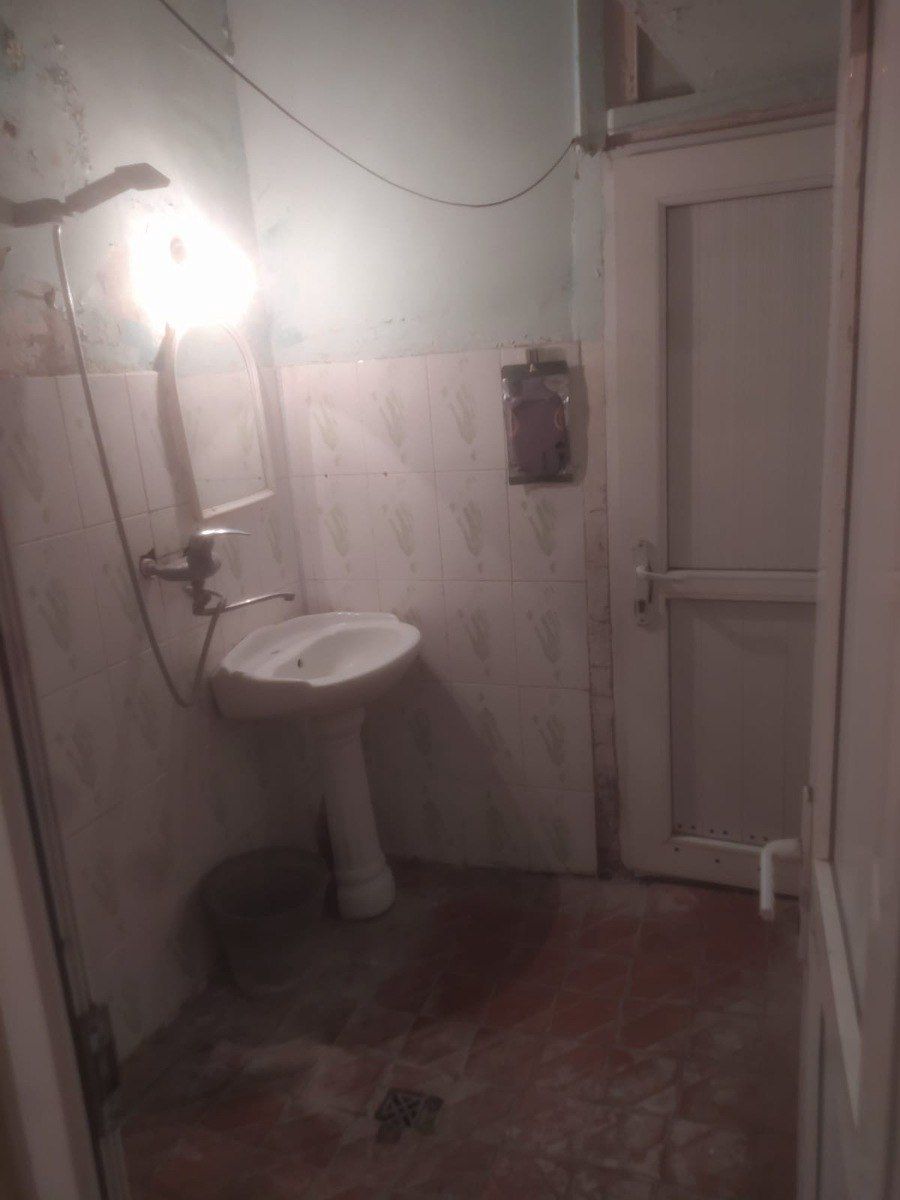 İcarəyə verilir 1 otaqlı köhnə tikili 38 m² — Mənzil, Bakı (6)