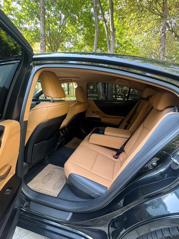 Lexus ES 300h, 2.5 L, 1.3 kWh, 2023 il, 77 000 km — Avtomobillər, Bakı (8)