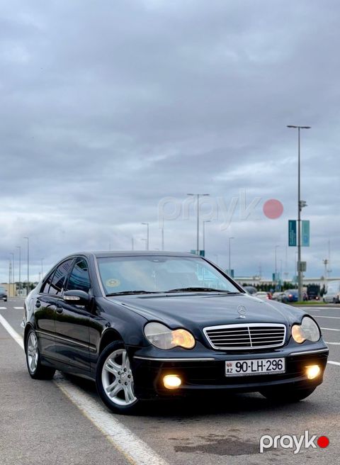 Mercedes C 200, 2001 il