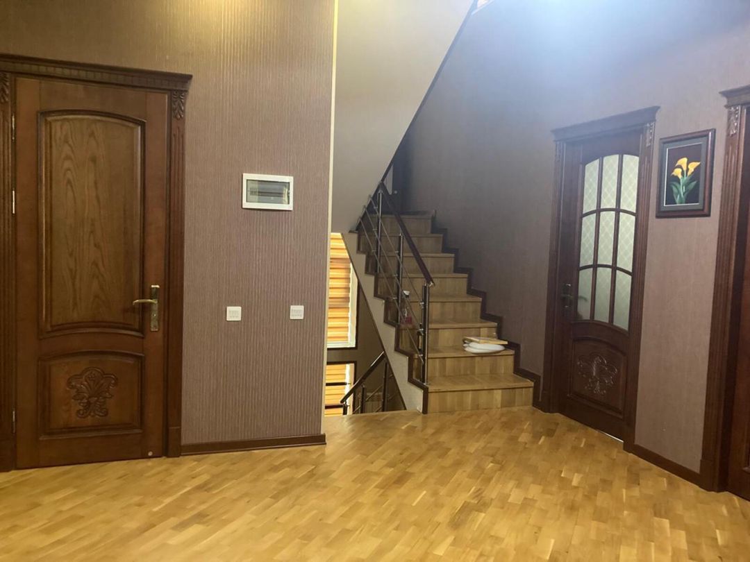 Satılır 6 otaqlı həyət evi/bağ evi 330 m² — Ev, villa, Bakı (12)