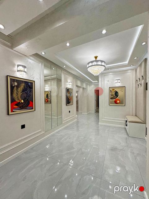 Satılır 4 otaqlı yeni tikili 153 m²