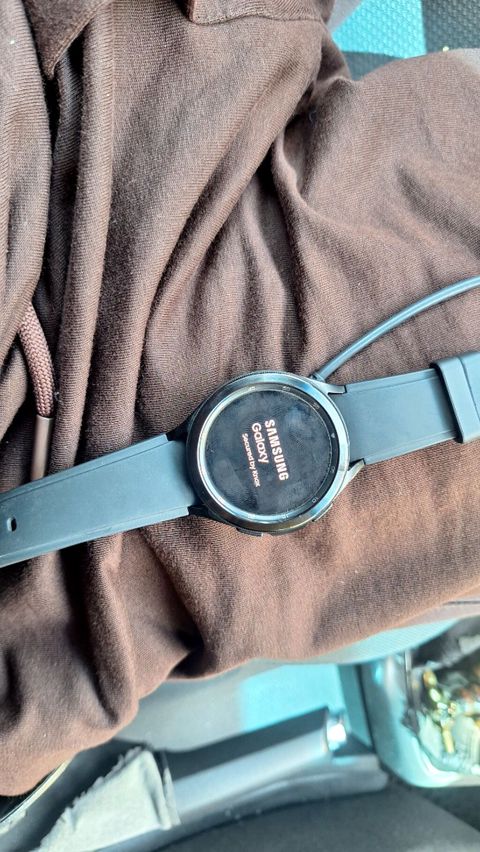 Salam Satıram Samsung Galaxsy Smart Whatch4 orginall. alınandan — Kürdəmir