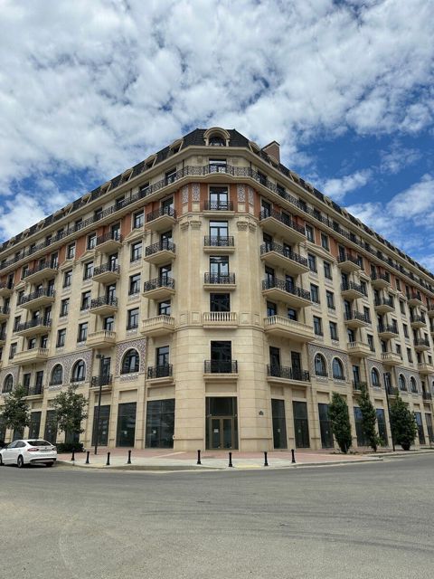Satılır obyekt 218 m² — Bakı