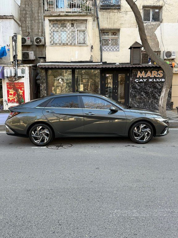 Hyundai Elantra, 1.5 L, 2024 il, 13 500 km — Avtomobillər, Bakı (4)