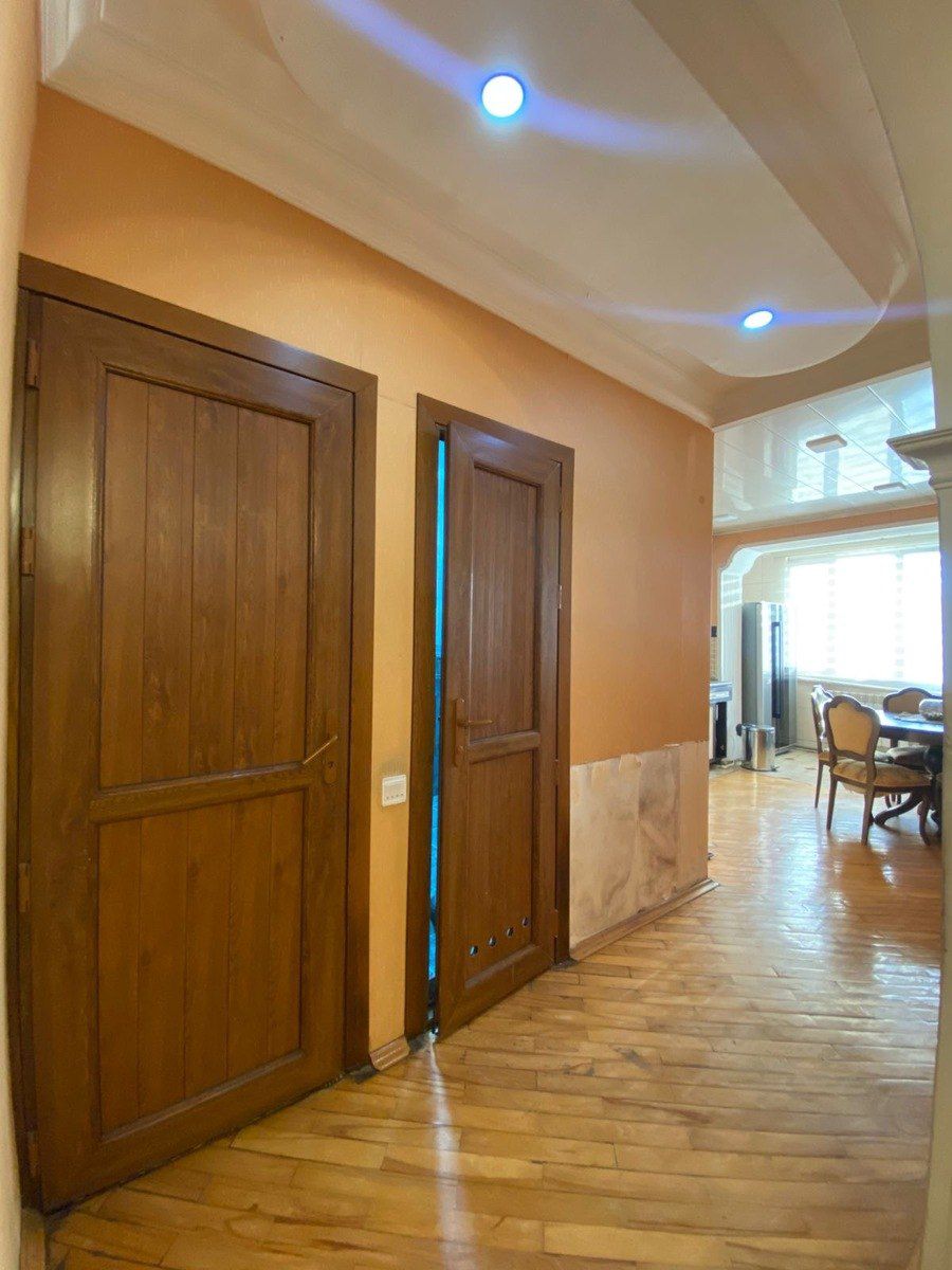 Satılır 3 otaqlı köhnə tikili 80 m² — Mənzil, Bakı (9)