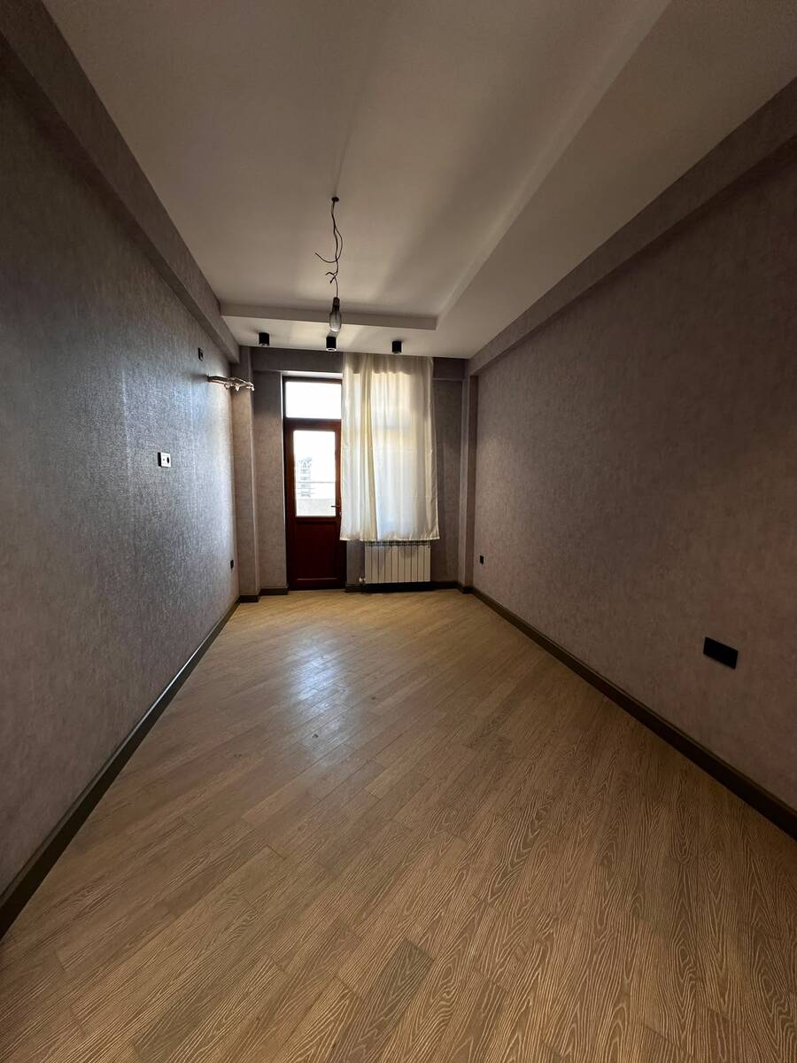 Satılır 4 otaqlı yeni tikili 185 m² — Mənzil, Bakı (5)