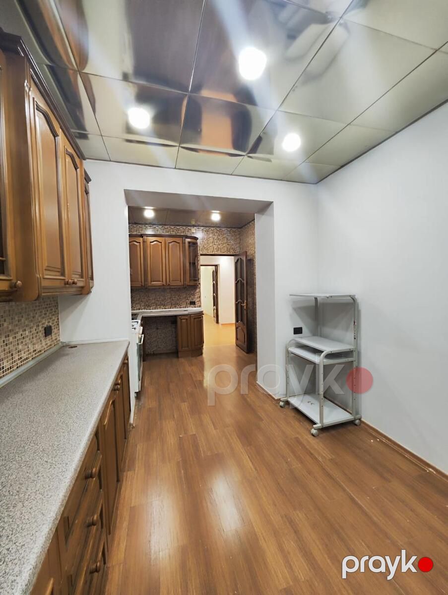 Satılır 3 otaqlı köhnə tikili 100 m² — Mənzil, Bakı (6)