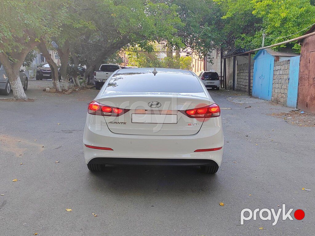 Hyundai Avante, 1.6 L, 2016 il, 199 900 km — Avtomobillər, Bakı (5)