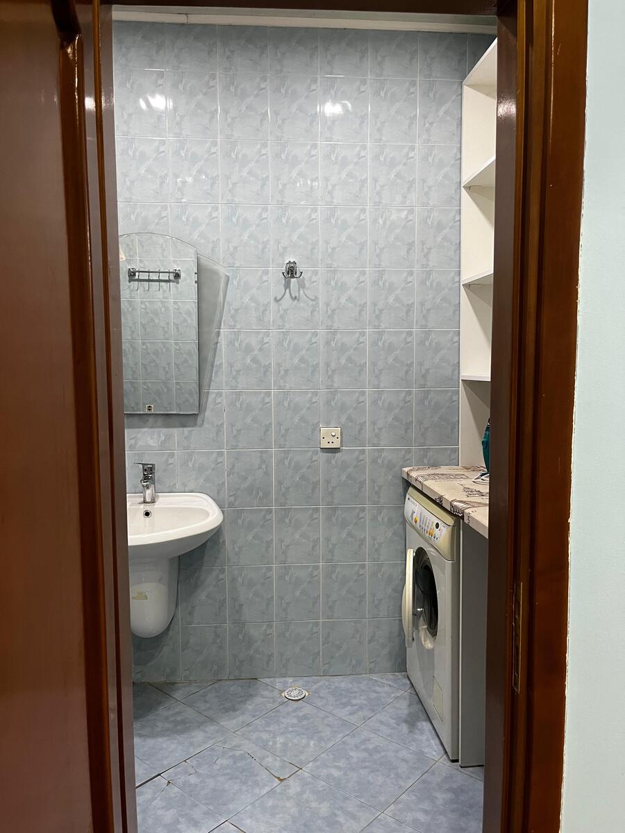 İcarəyə verilir 4 otaqlı yeni tikili 176 m² — Mənzil, Bakı (7)