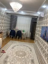 İcarəyə verilir 2 otaqlı köhnə tikili 58 m² — Квартира