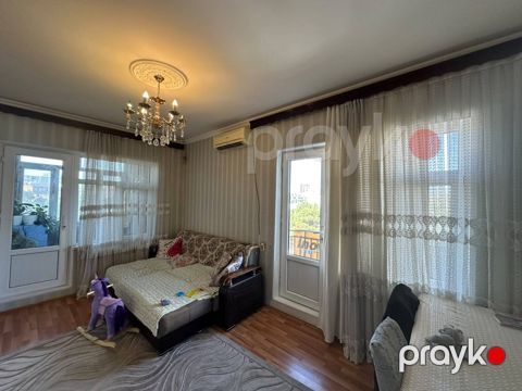 Satılır 2 otaqlı köhnə tikili 65 m²