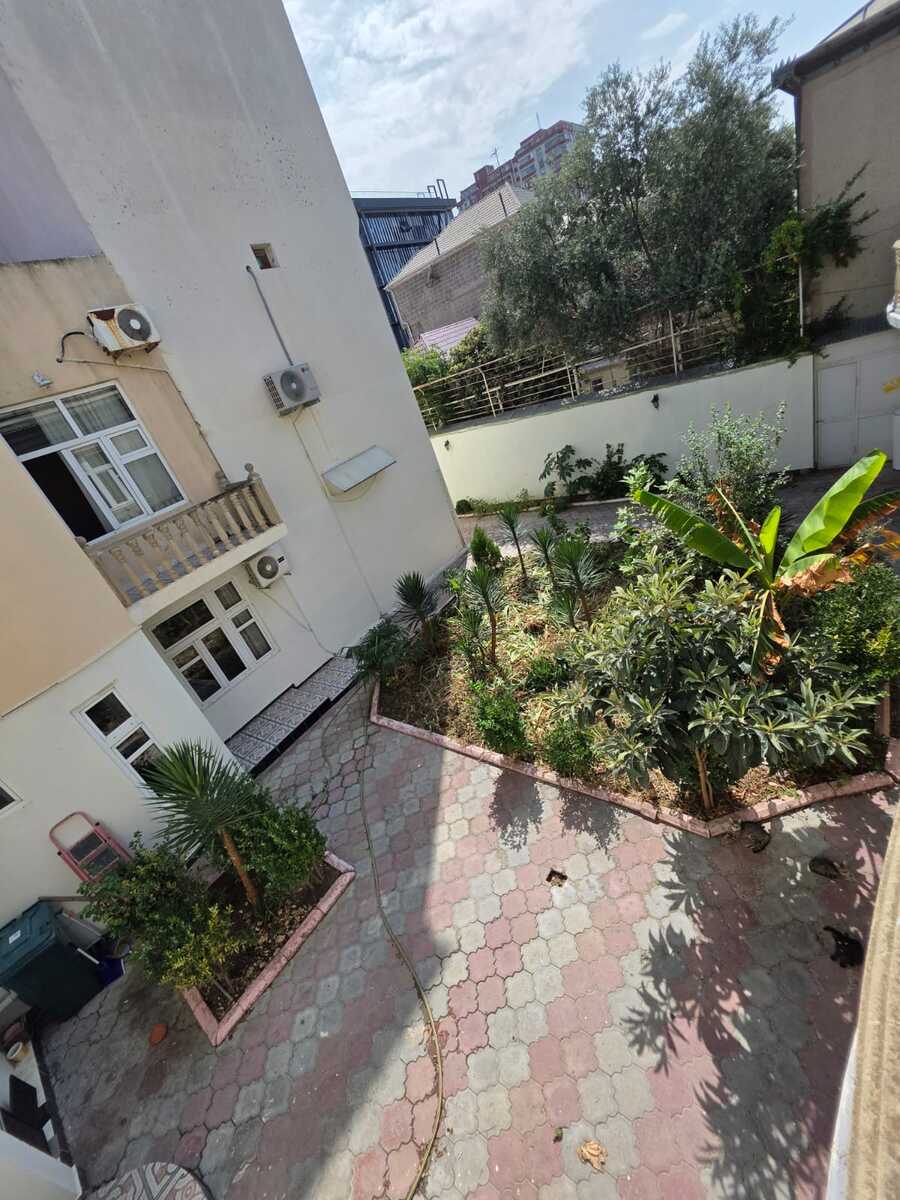 İcarəyə verilir 8 otaqlı həyət evi/bağ evi 500 m² — Ev, villa, Bakı (2)