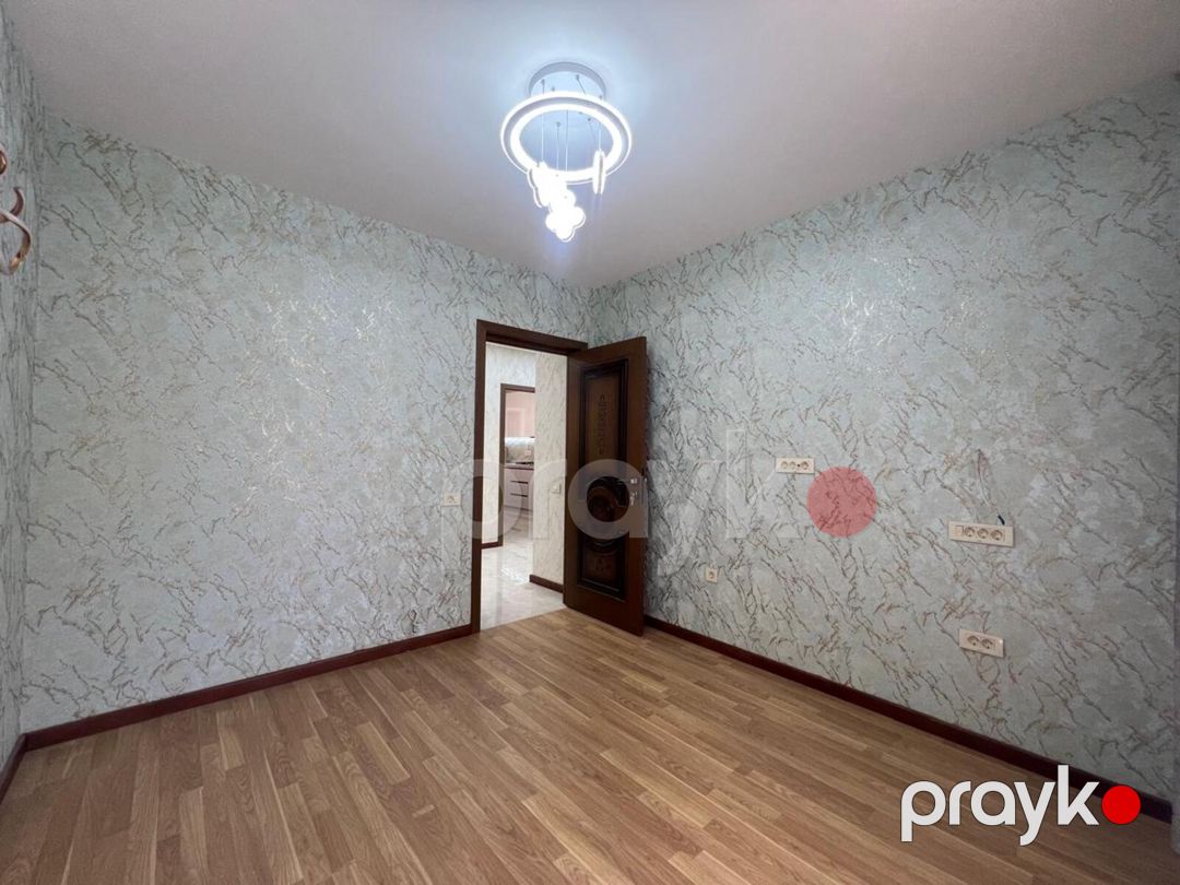 Satılır 5 otaqlı köhnə tikili 120 m² — Mənzil, Bakı (2)