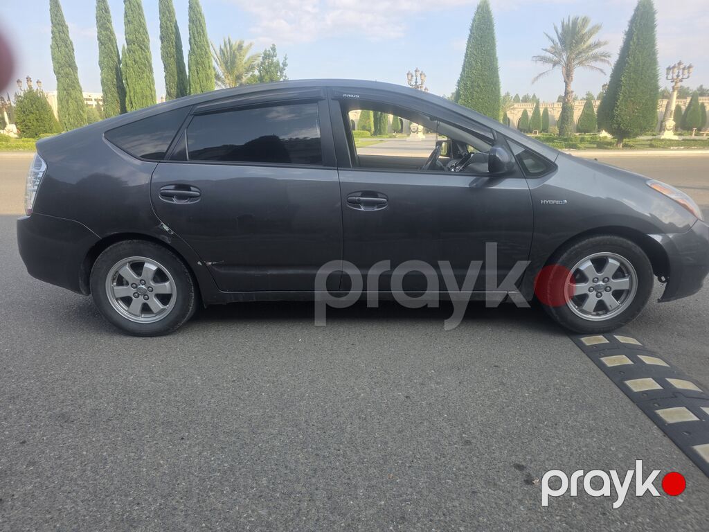 Toyota Prius: 1.5 l 2008 il Hetçbek 99-OE-753 — Avtomobillər, Gəncə (3)