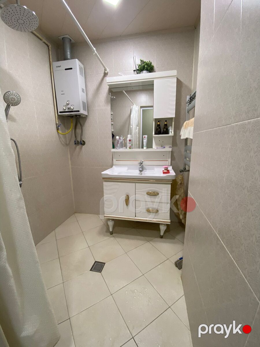 Satılır 4 otaqlı köhnə tikili 135 m² — Mənzil, Bakı (4)
