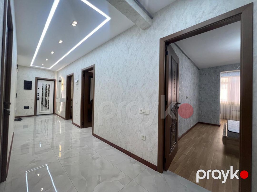 Satılır 5 otaqlı köhnə tikili 120 m² — Mənzil, Bakı (9)