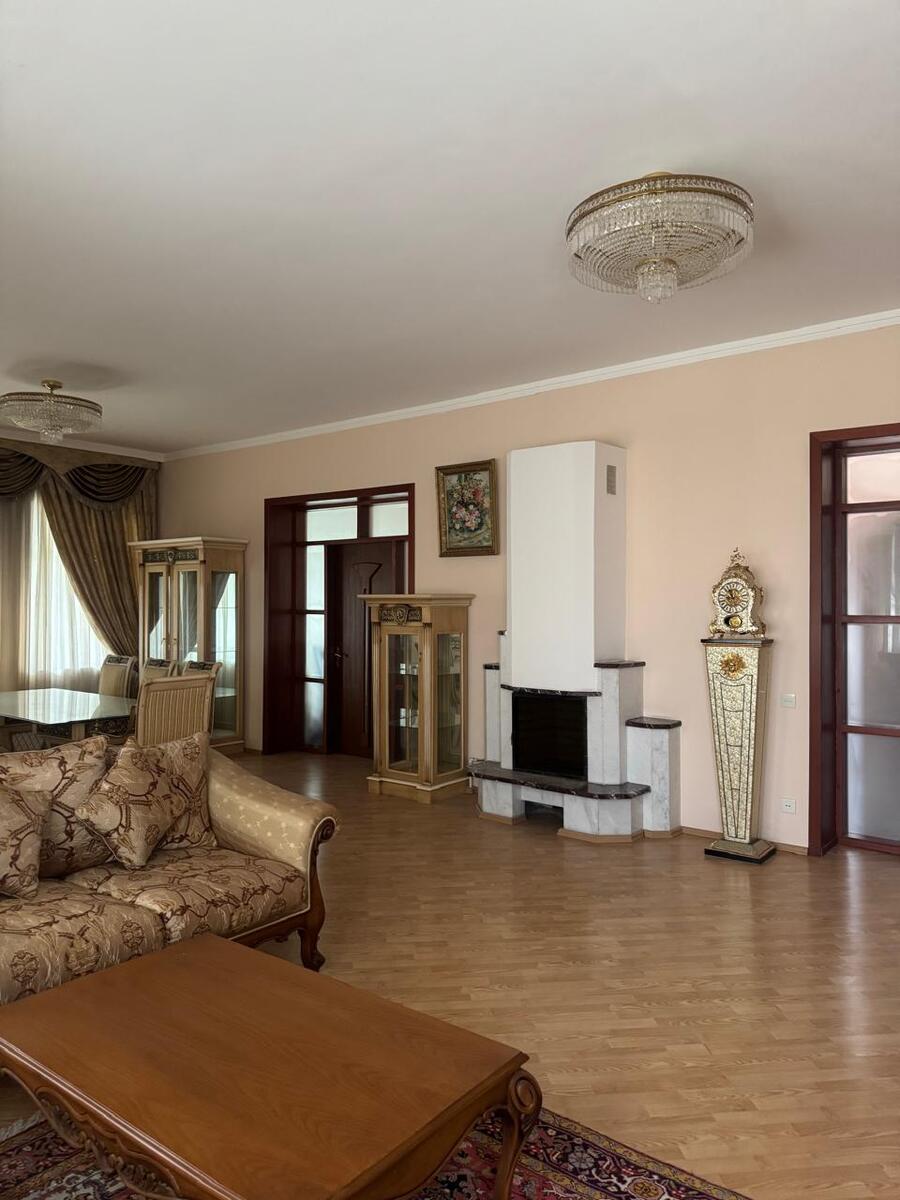 Satılır 6 otaqlı həyət evi/bağ evi 500 m² — Ev, villa, Bakı (8)