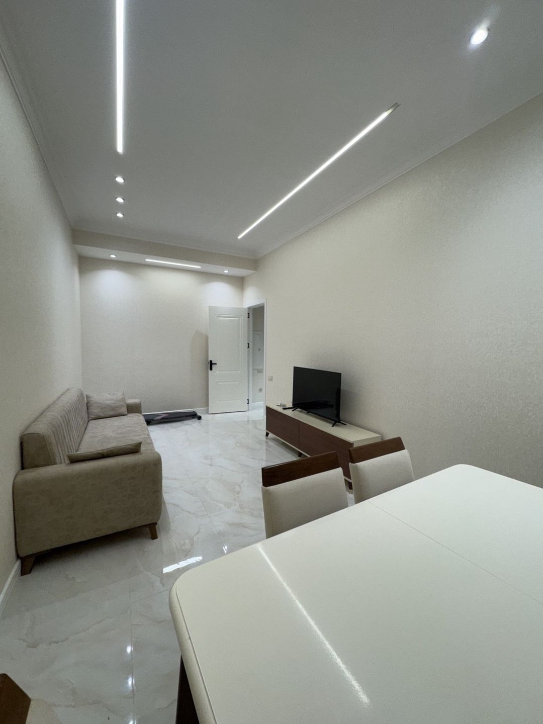 İcarəyə verilir 2 otaqlı yeni tikili 80 m² — Mənzil, Bakı (8)