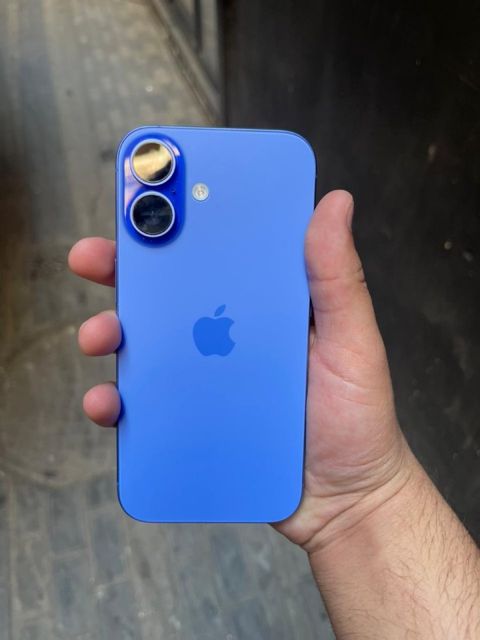 Apple iPhone 16 Ultramarine 128GB/8GB — Bakı