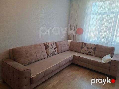 Divan 500azn Nabuk matreal Bazali Defektsiz Temiz Unvan: West Town — Bakı