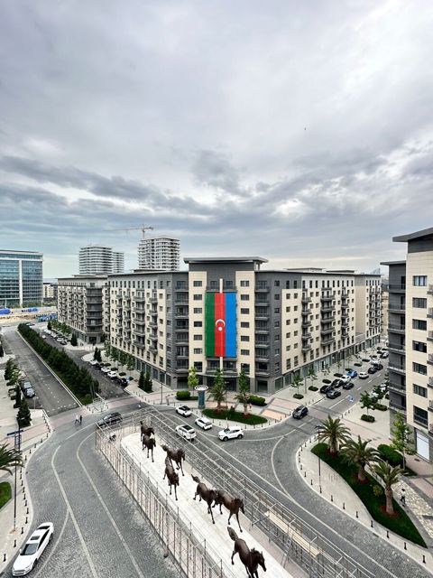 Satılır 4 otaqlı yeni tikili 192 m² — Bakı