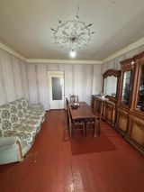 İcarəyə verilir 3 otaqlı köhnə tikili 70 m² — Elsevər