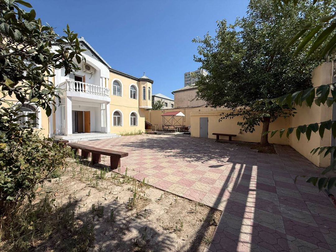 Satılır 9 otaqlı həyət evi/bağ evi 420 m² — Ev, villa, Bakı (4)