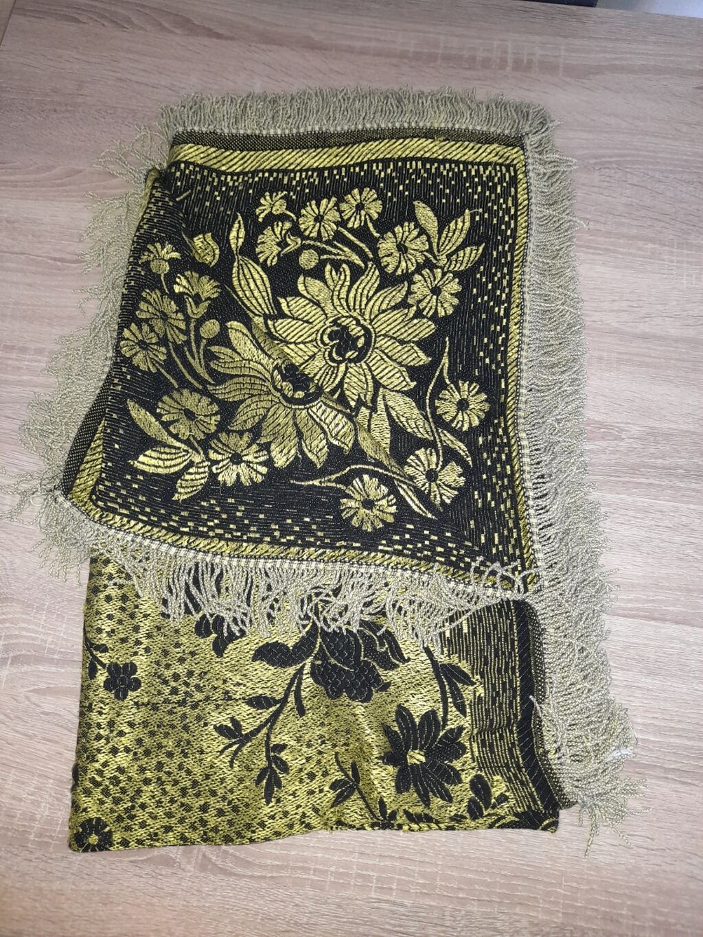 Qızılı-qaranlıq naxışlı şal/örtü - Material: sıx toxunma, ipəkabənzər — Örtüklər və çarşavlar, Bakı (3)