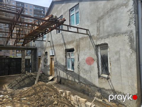 Satılır 8 otaqlı həyət evi/bağ evi 300 m²