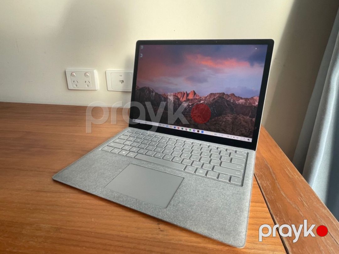 Microsoft Surface Laptop 2 — Noutbuklar, Bakı