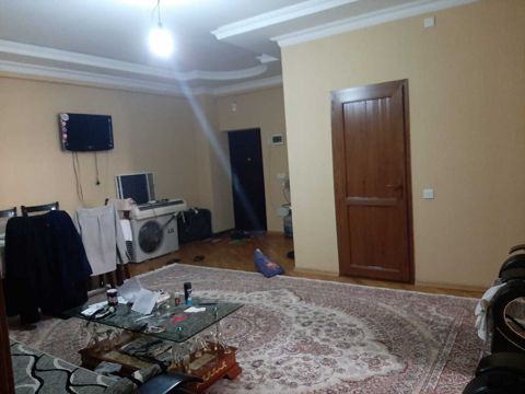 Satılır 4 otaqlı yeni tikili 150 m² — Bakı