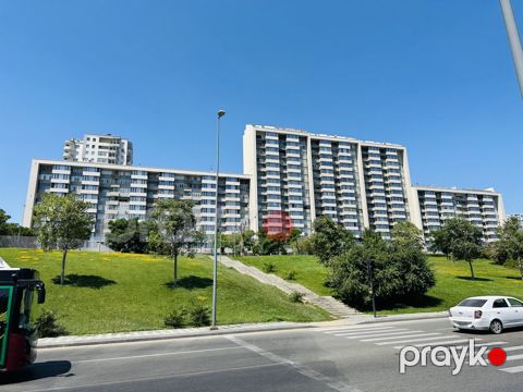 Satılır 3 otaqlı yeni tikili 90 m²
