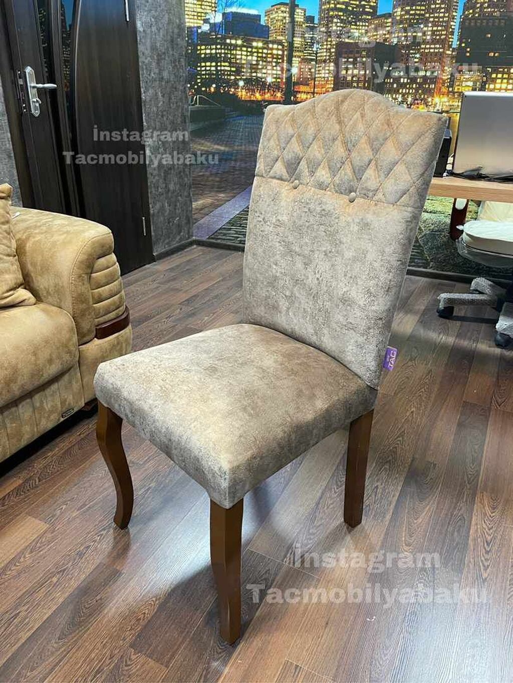 Qonaq otağı üçün, Yeni, Açılmayan, Dördbucaq masa, 6 stul — Masalar və stullar, Bakı (9)