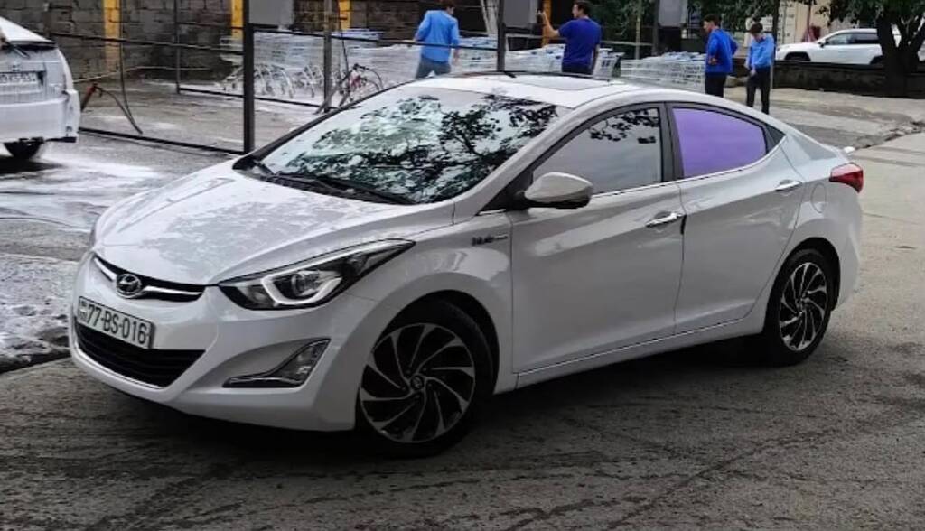 Hyundai Avante, 1.6 L, 2013 il, 190 000 km — Avtomobillər, Bakı (4)