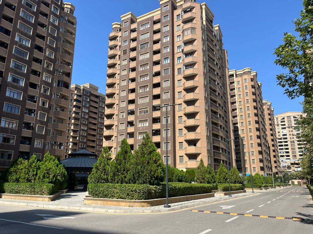 Satılır 3 otaqlı yeni tikili 141 m² — Mənzil, Bakı (2)