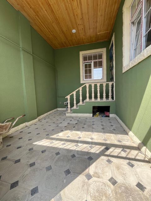 Satılır 2 otaqlı həyət evi/bağ evi 65 m² — Bakı