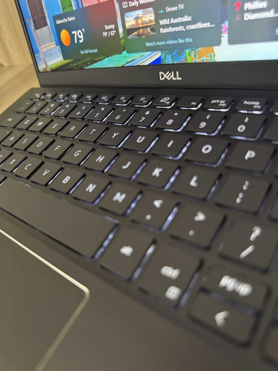 Dell Vostro — Noutbuklar, Bakı (4)
