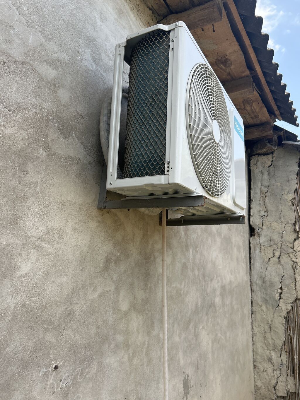 Hisense divar tipli split kondisioner ve Andeli SVC-5000VA gərginlik — Kondisioner və split-sistemlər, Kürdəmir (7)