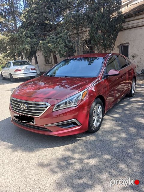 Hyundai Sonata sedan - Korpus: 4 qapılı sedan, albalı/qırmızı rəng — Bakı