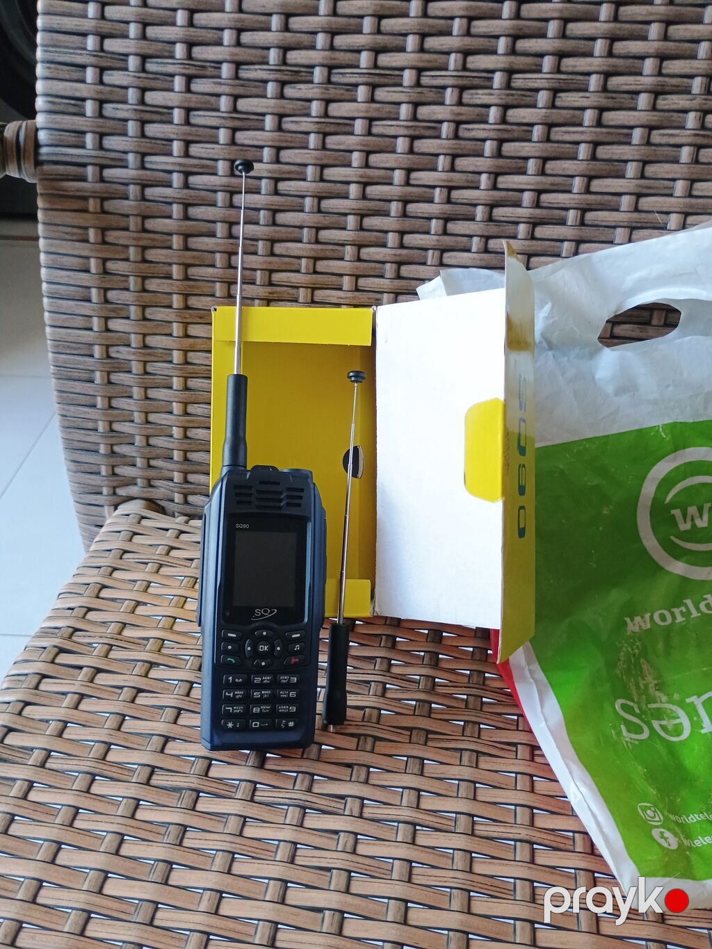 SQT S090 iki-SIMli düyməli telefon/radio Xüsusiyyətlər: - 1.77" — Digər smartfonlar, Digah (3)