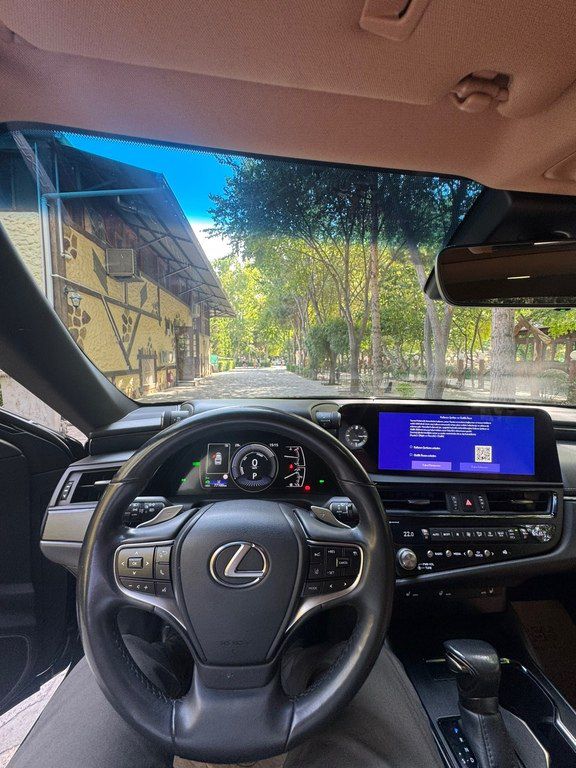 Lexus ES 300h, 2.5 L, 1.3 kWh, 2023 il, 77 000 km — Avtomobillər, Bakı (5)