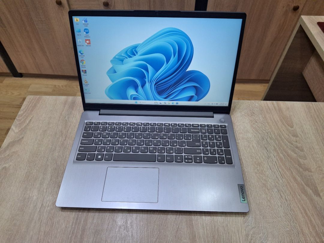 Noutbuk Lenovo I3 11 ci nəsil — Noutbuklar, Bakı (2)