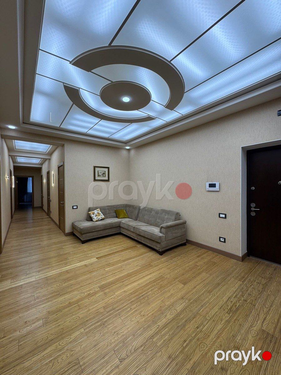 Satılır 5 otaqlı yeni tikili 200 m² — Mənzil, Bakı (4)