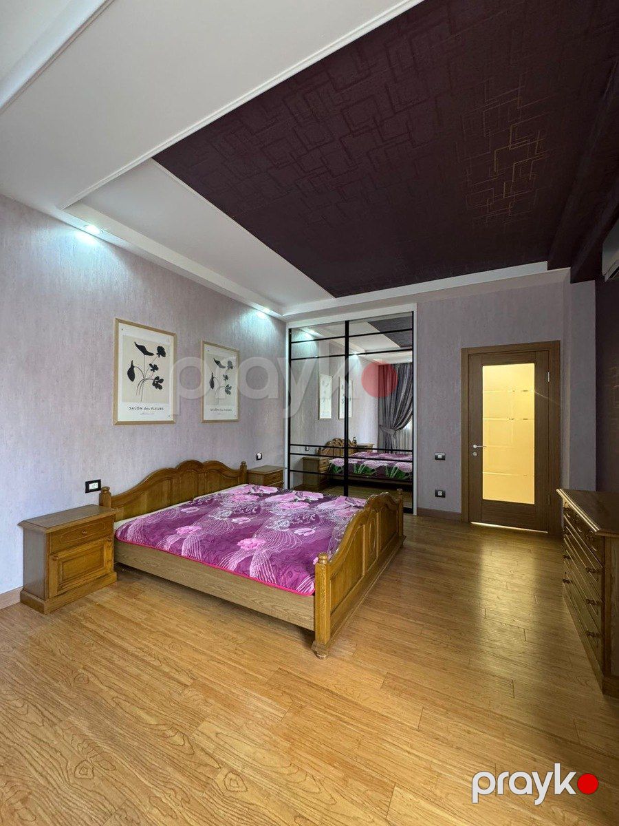 Satılır 5 otaqlı yeni tikili 200 m² — Mənzil, Bakı (8)