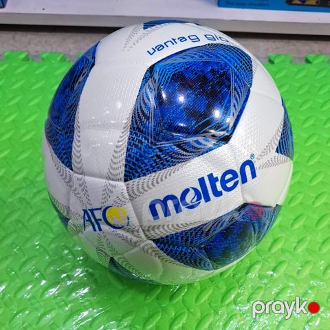 Futbol topu Molten — Bakı