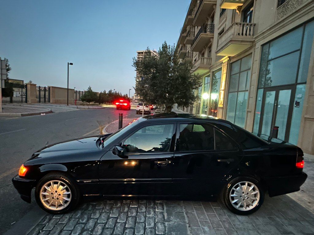 Mercedes C 200, 2.0 L, 1999 il, 284 000 km — Avtomobillər, Bakı (7)