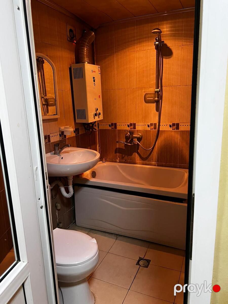 İcarəyə verilir 2 otaqlı köhnə tikili 40 m² — Mənzil, Bakı (9)