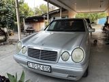Mercedes E 230, 2.3 L, 1998 il, 543 260 km — Avtomobil